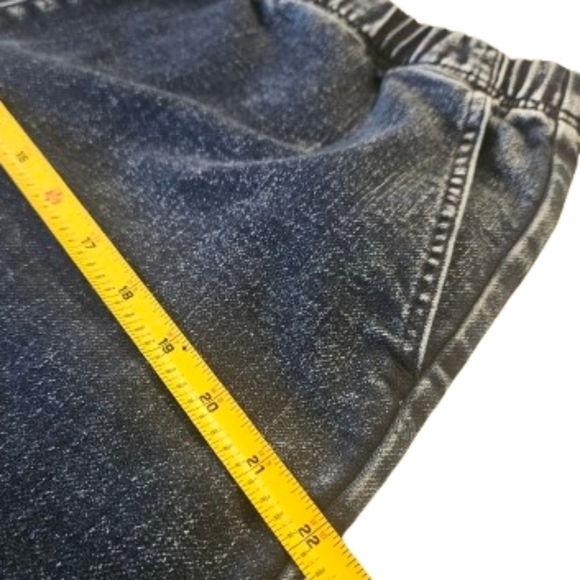 Madewell Slouchy Sweatpant Jeans in Gaines Wash Dark Denim - Picture 8 of 11